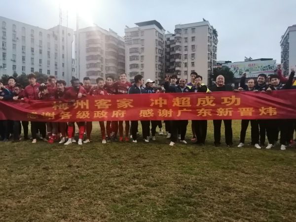 淫女人的谈话