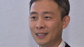 调教性m扒开臀缝抽打视频